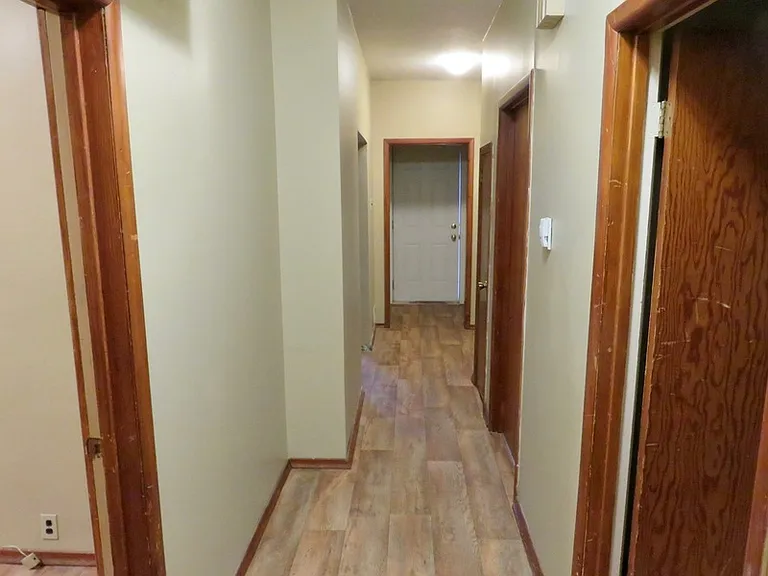 562 Wardlaw Ave #1 — Photo 9