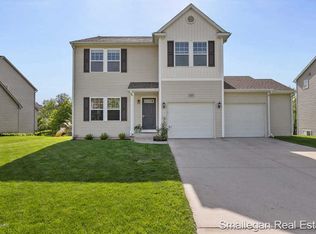 5459 McCormick Dr SW, Wyoming, MI 49418