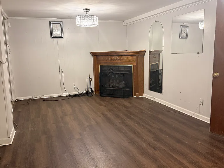 659 Vanderhorst Dr #6 — Photo 8