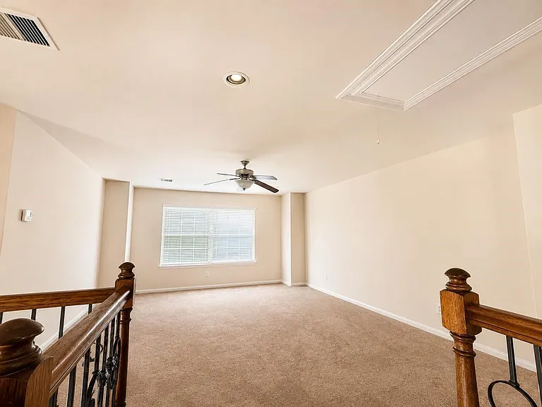 7827 Mesquite Manor Ln — Photo 11