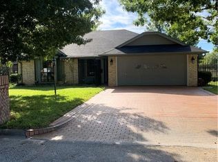 126 Red Oak Rd, Mc Gregor, TX 76657