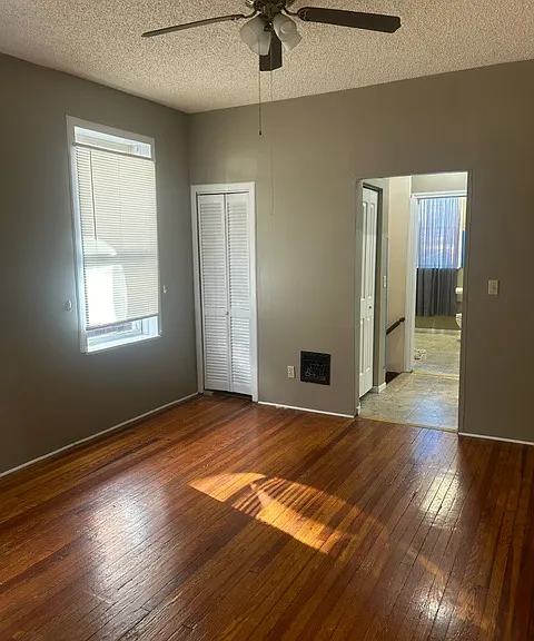 4254 Michigan Ave #2 — Photo 17
