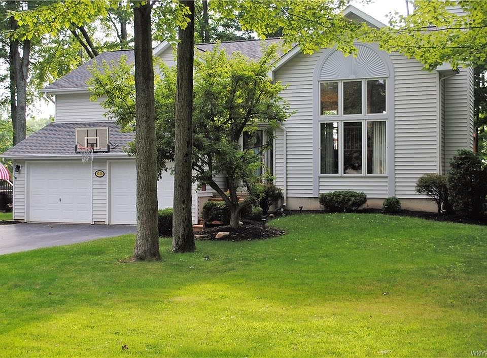 1st image of 8356 Cobblestone Ct