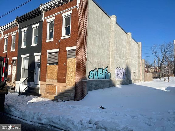 2nd image of 2510 E Preston St