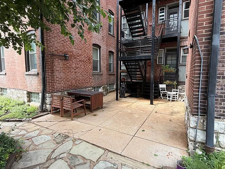 6314 S Rosebury Ave #3W — Photo 14