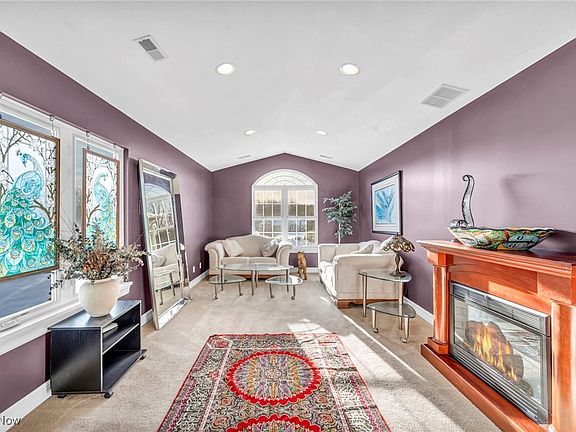 5th image of 5239 Lake Rd W Unit 305