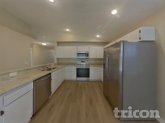 5th image of 22210 Bell Harbor Dr