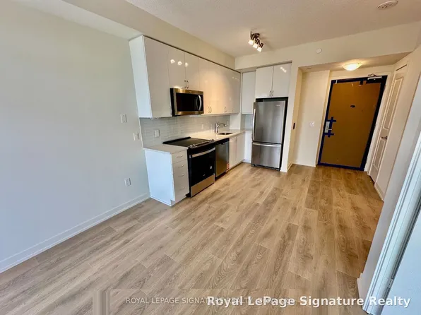 38 Annie Craig Dr, Toronto, ON