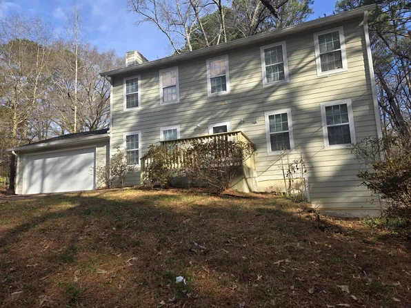 5152 Selene Dr, Stone Mountain, GA 30088