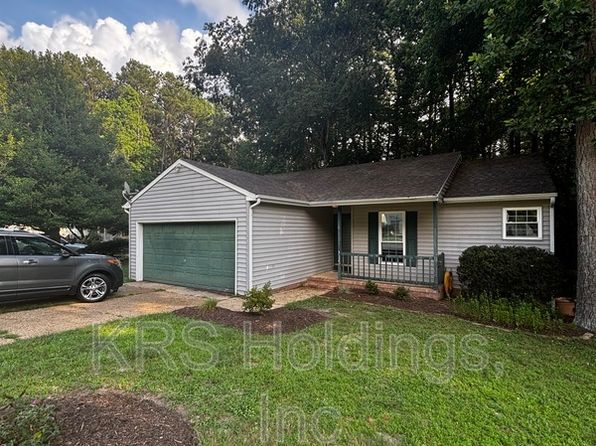 3320 Pinecrest Cir