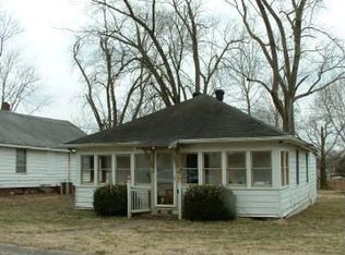 2325 McCord St, Murphysboro, IL 62966