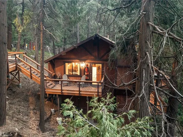 24166 Cresta Dr, Crestline, CA 92325