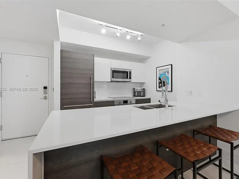 301 Altara Ave #520 — Photo 6