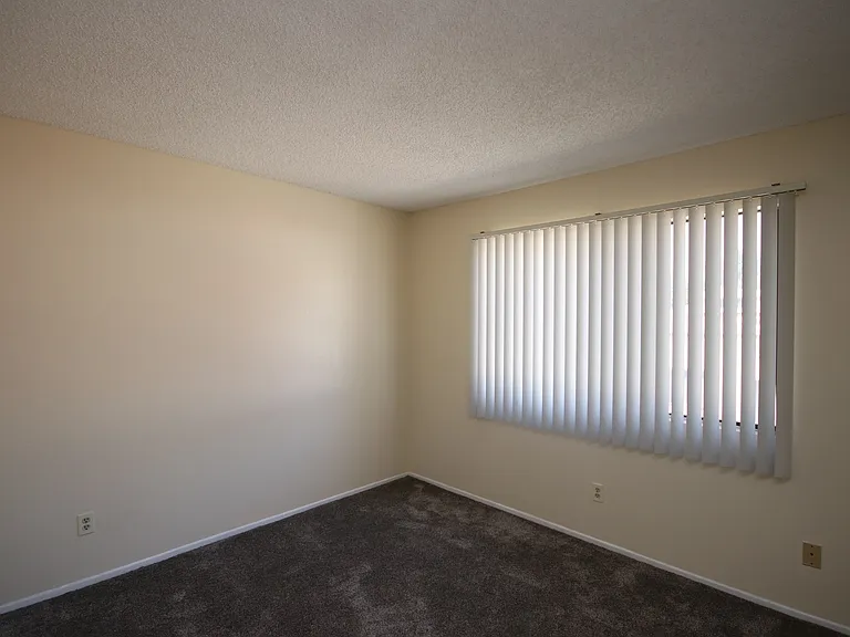 511 N Avenue 66 #C — Photo 9
