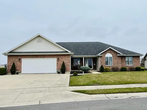 2030 Golfview Dr, Celina, OH 45822
