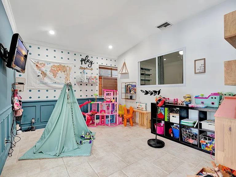 2436 Holly Ln NE — Photo 24