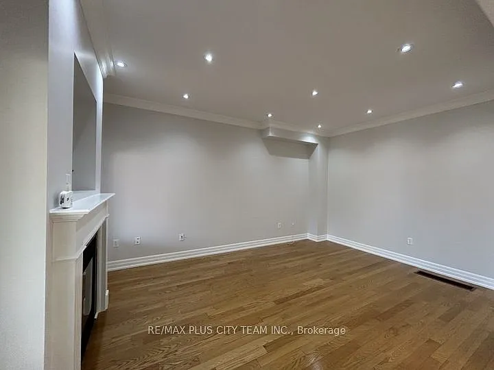 4 bed, $3,500 — Photo 3