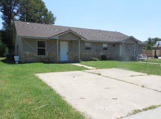 202 S Elm St, Douglass, KS 67039
