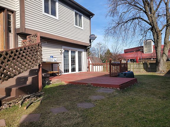3rd image of 206 Far Hills Dr