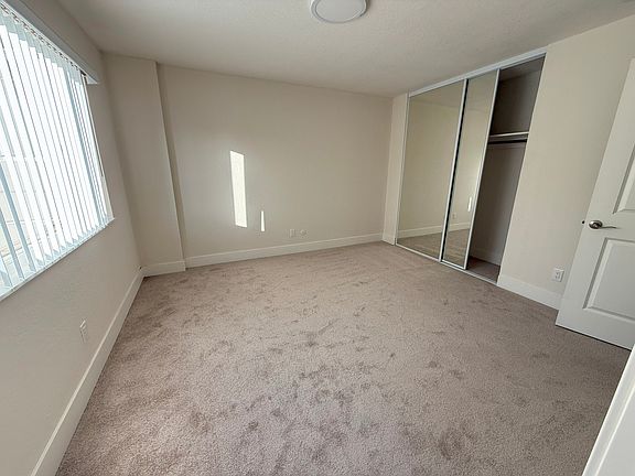 2nd image of 1216 Floribunda Ave APT 4