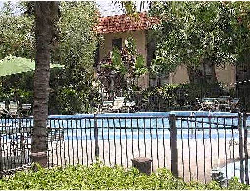 1st image of 800 NE 199th St APT 108D