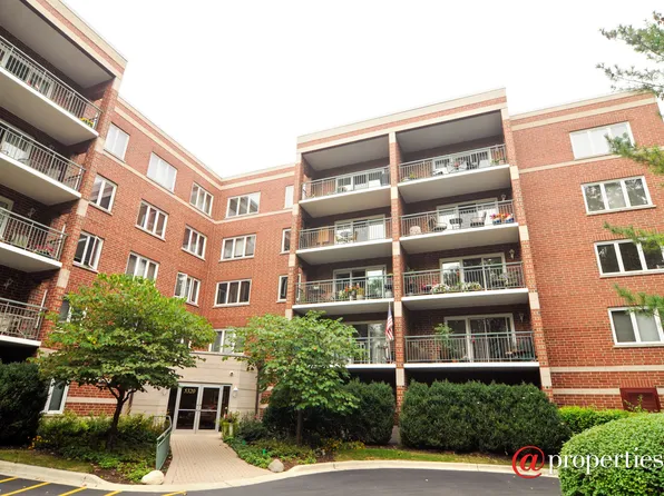 5320 N Lowell Ave APT 302, Chicago, IL 60630