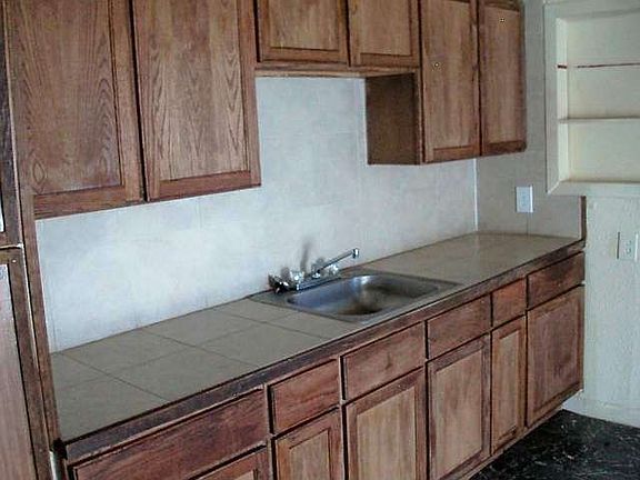 2nd image of 1113 San Benito Dr