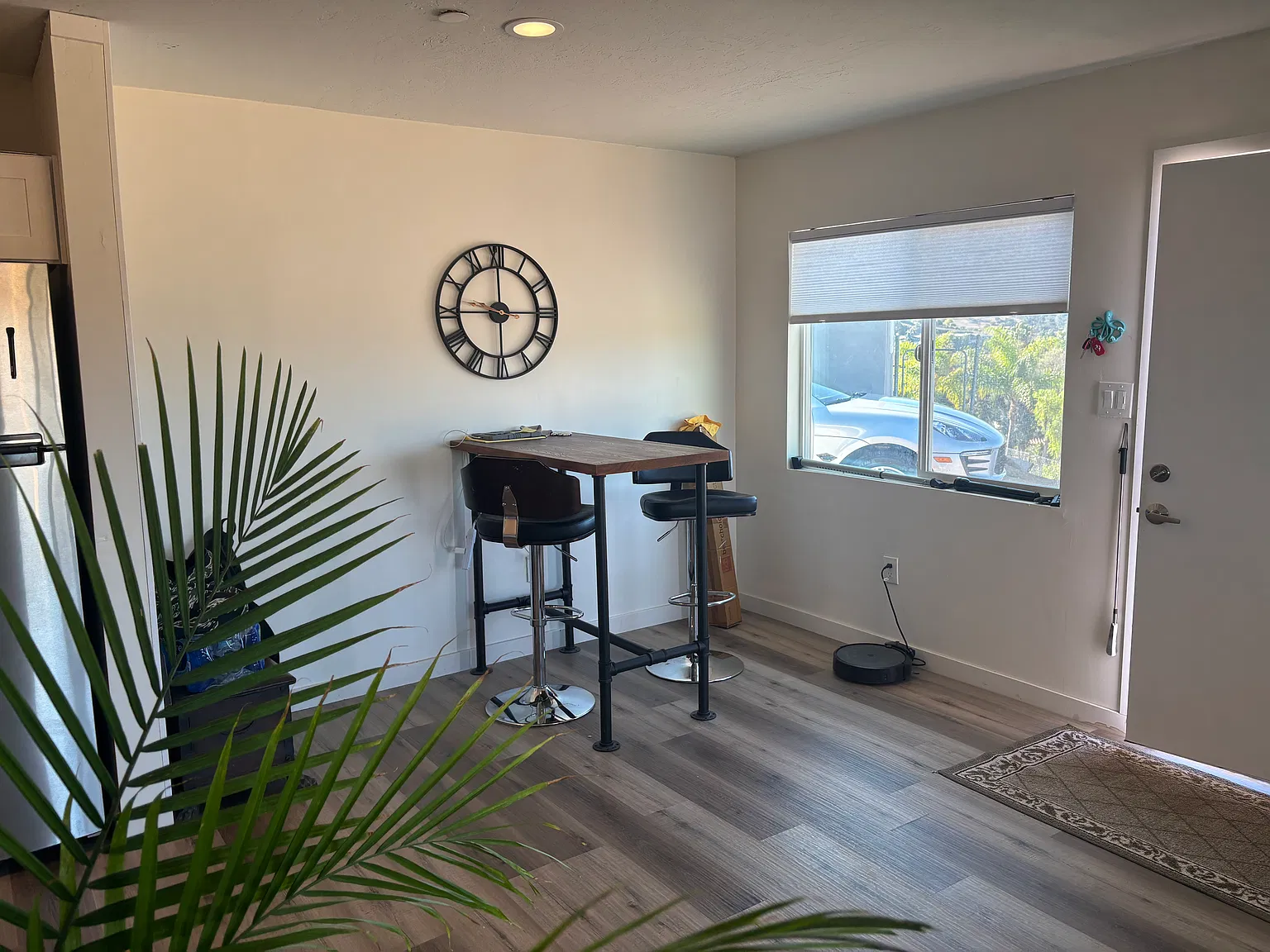 1 bed, 500 sqft, $2,200 — Photo 3