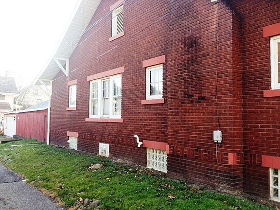 Looking back toward Garage