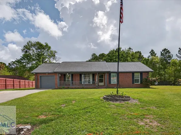 933 Gulfstream Rd, Hinesville, GA 31313