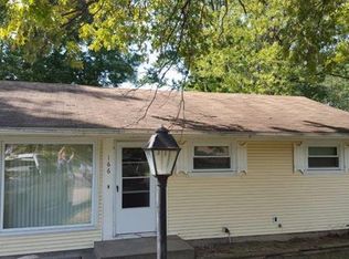 166 Ben Nevis Rd, Saint Louis, MO 63137