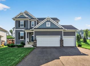 1081 Oakwood Rd, Newport, MN 55055