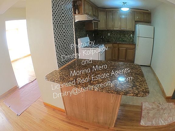 3rd image of 1440 31st Ave