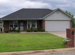 107 Saskatchewan Rd, Roland, OK 74954