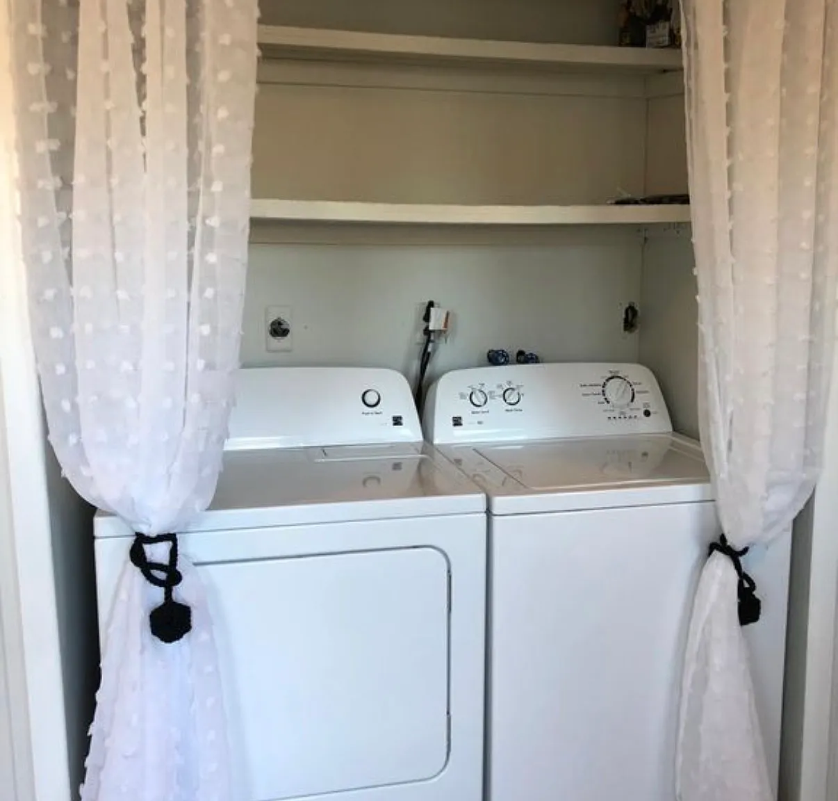 2 bed, 990 sqft, $2,900 — Photo 2