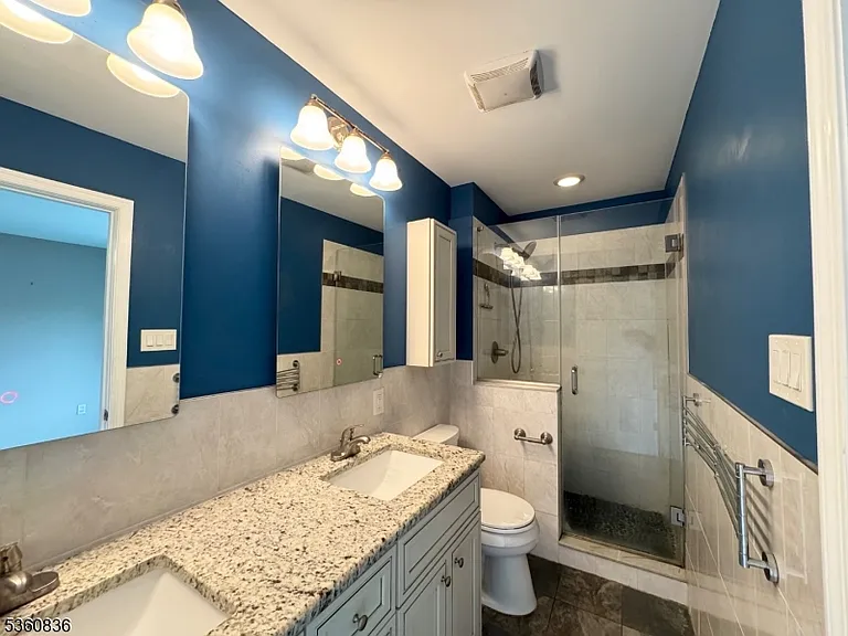 3311 Bloomingdale Dr — Photo 18