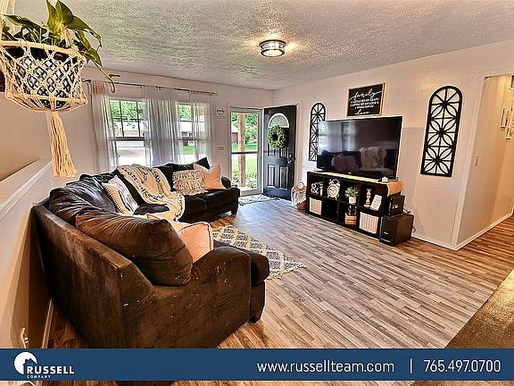 5th image of 3903 S Connie Dr