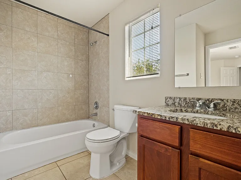 4915 Appleseed Ct — Photo 19