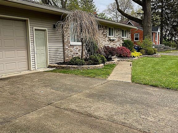 3rd image of 35622 Schley Ave