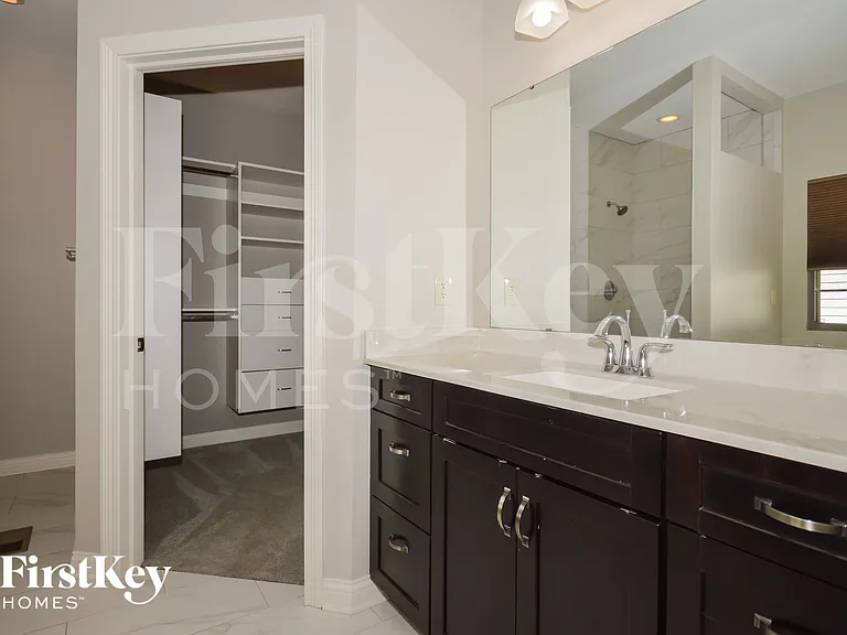 4405 Nottinghill Dr — Photo 10