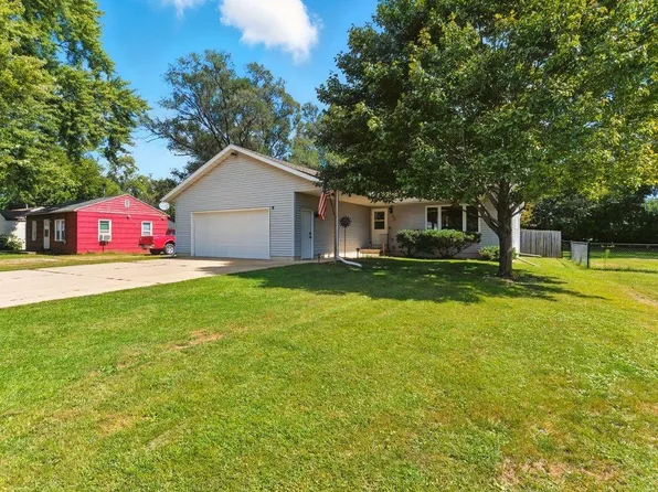 755 Fox Ave, Evansdale, IA 50707