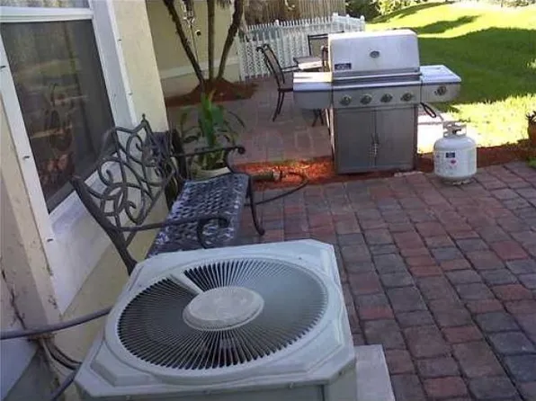 17101 NW 23rd St, Pembroke Pines, FL 33028