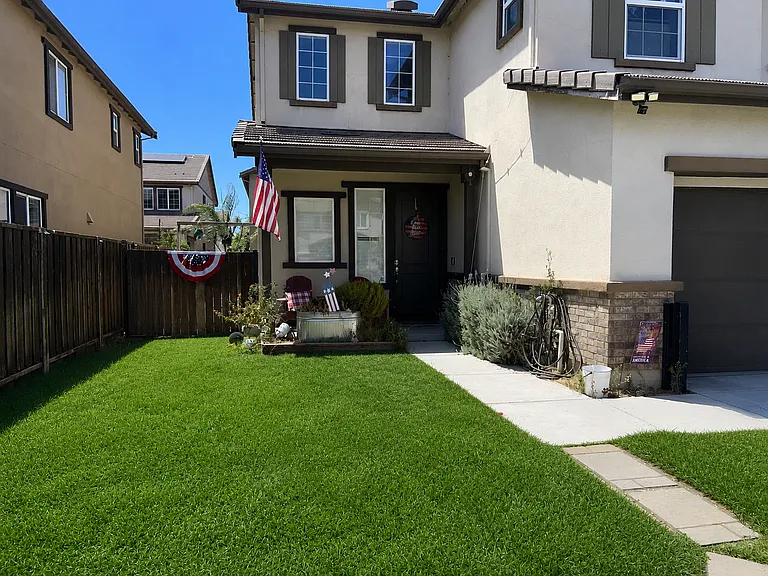 205 Amberwind Cir — Photo 2