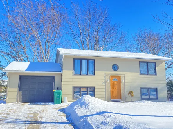 1630 Crystal Dr, Albert Lea, MN 56007