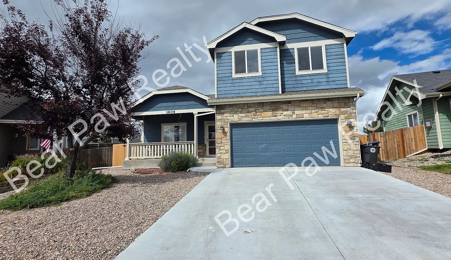 1404 Medley Loop — Photo 1