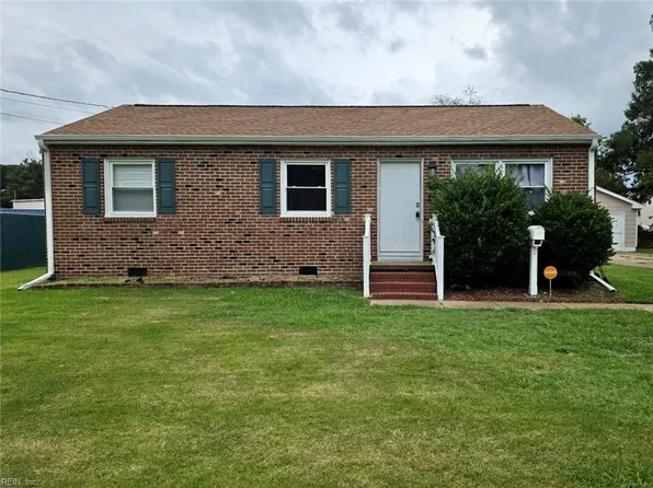 4814 82nd St, Hampton, VA 23605