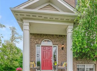 300 Kelsey Dr, Akron, OH 44321