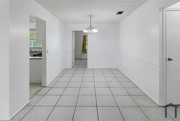 12020 NW 34th Pl — Photo 10