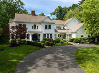 30 Fox Hill Ln, Milton, MA 02186