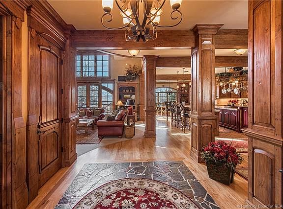 5th image of 3661 Solamere Dr